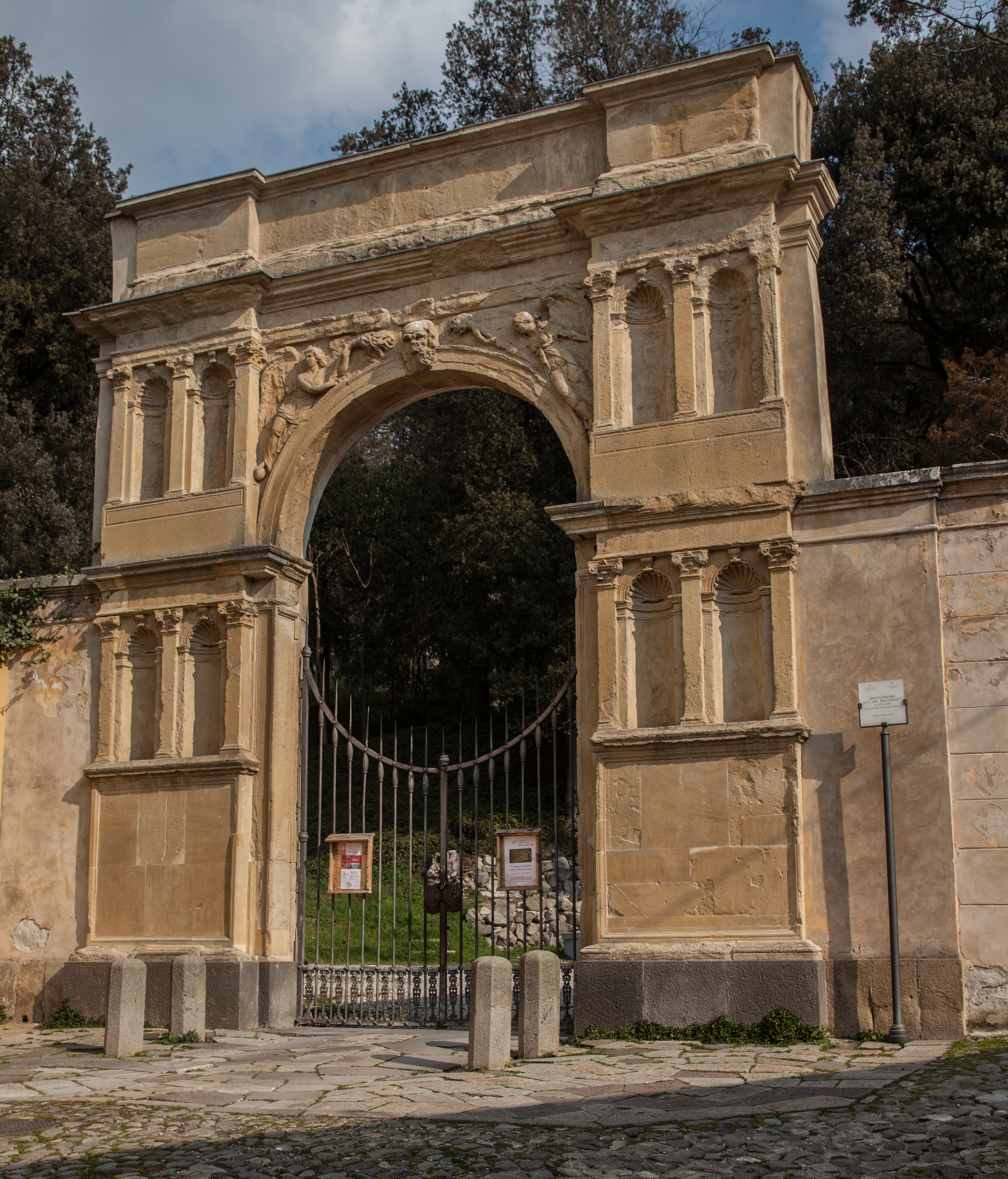 Arco Cornaro a Este