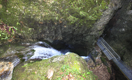 la montagna spaccata